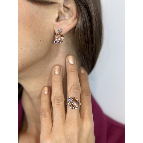 Zusätzliche Schmuckstücke aus diesem Set sind ebenfalls verfügbar.